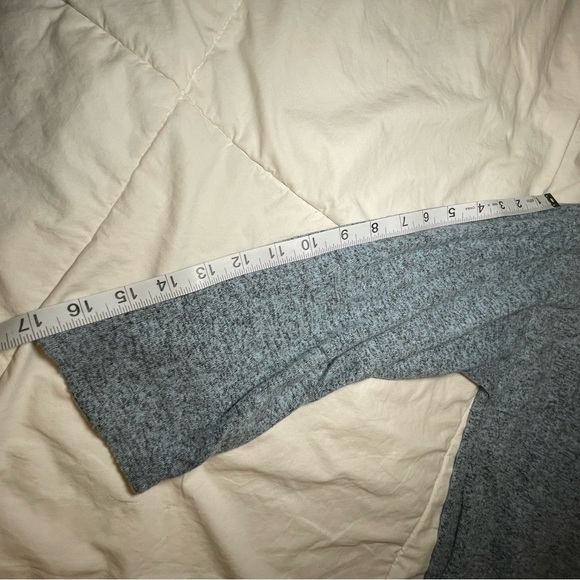 Women's Light Blue and Gray Heather Gray Top with pocket. 3XL Super Soft - Picture 7 of 10